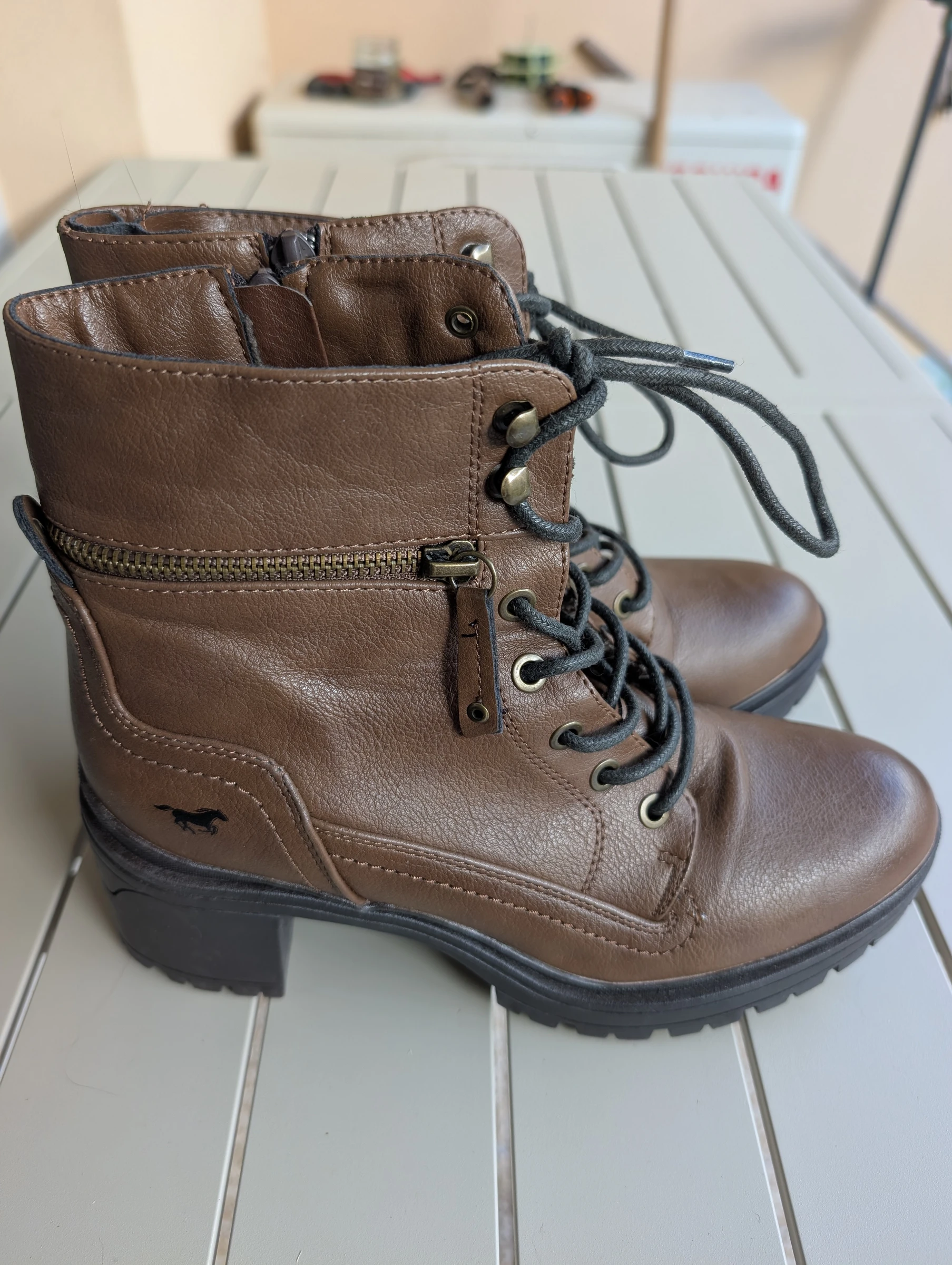 Botines Mustang marrones con tacón – Talla 39 – photo 2